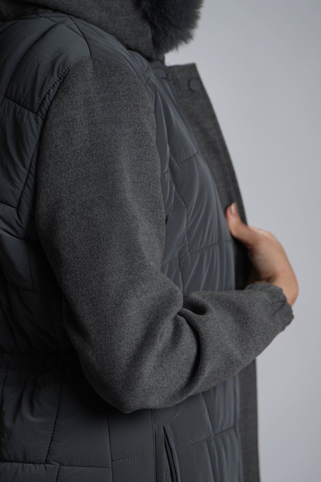 #color_gray-4021