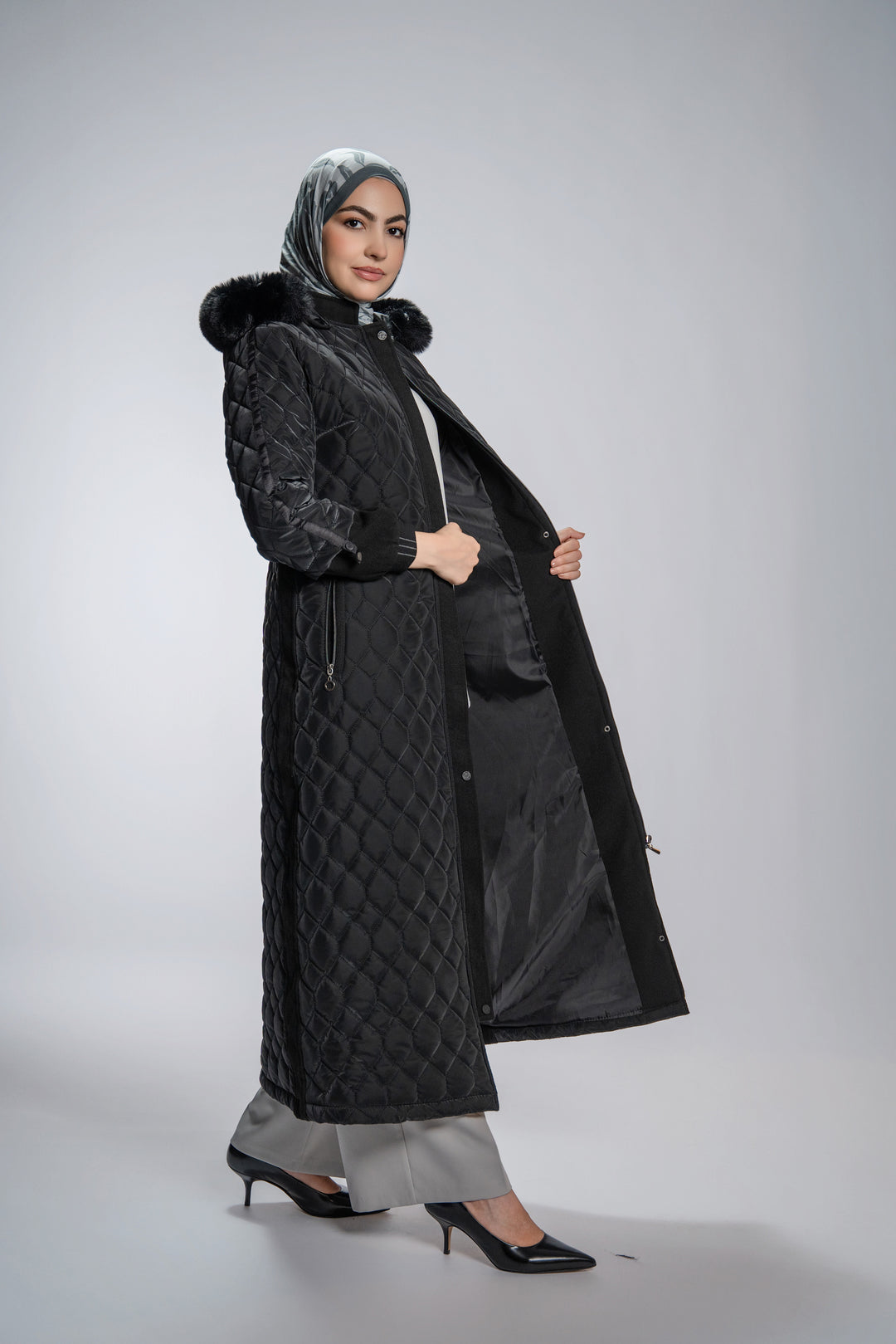 #color_black-4020