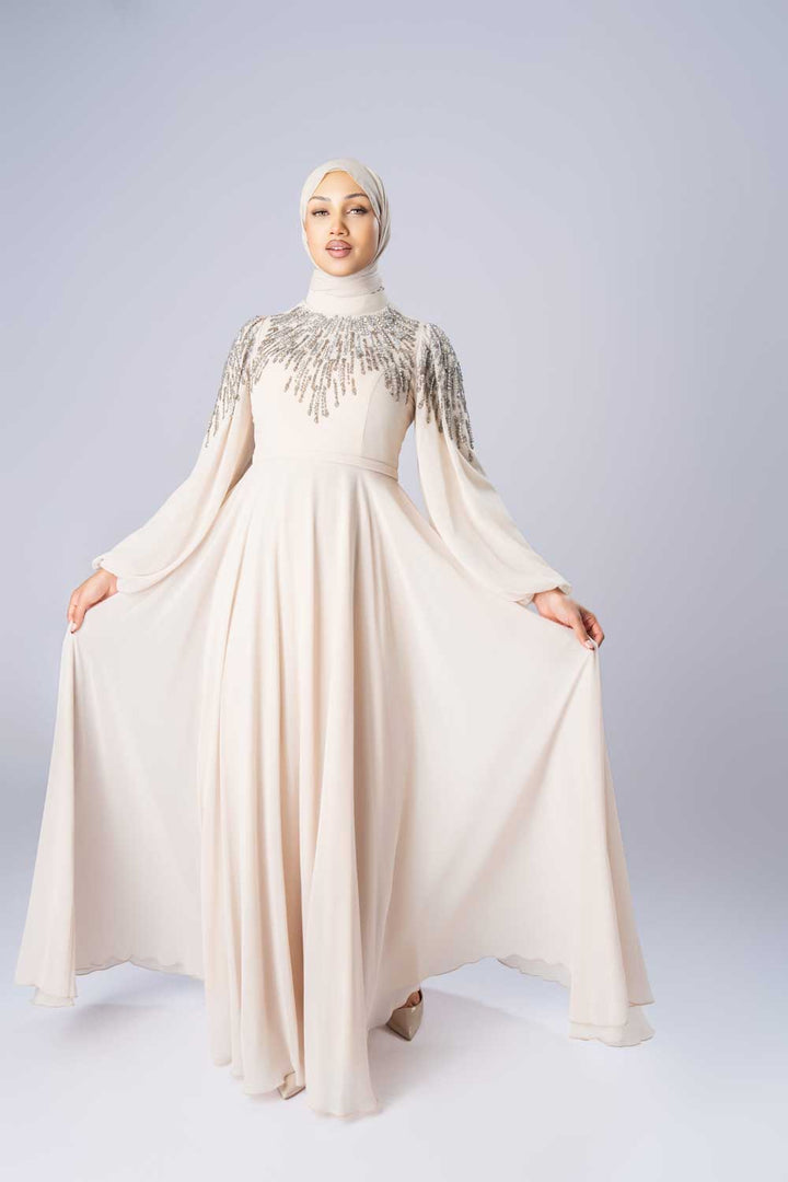 💎 Pleated Luxe Maxi Dress – Elegant Evening Style