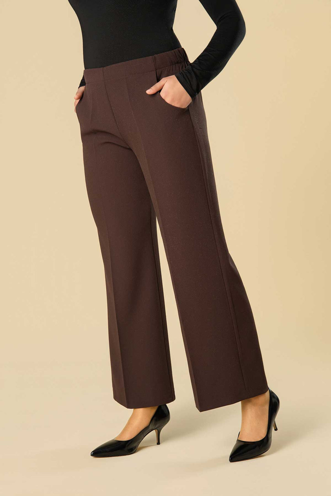 #color_dark-chocolate-brown