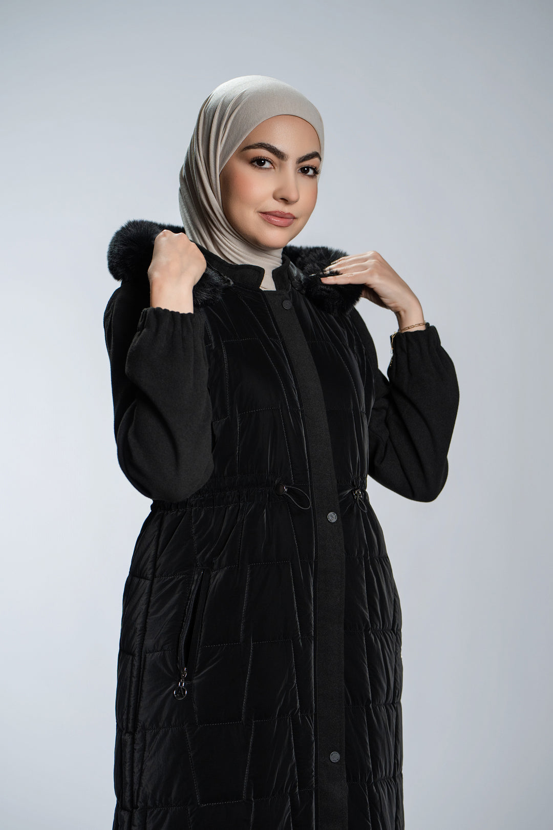 #color_black-4021