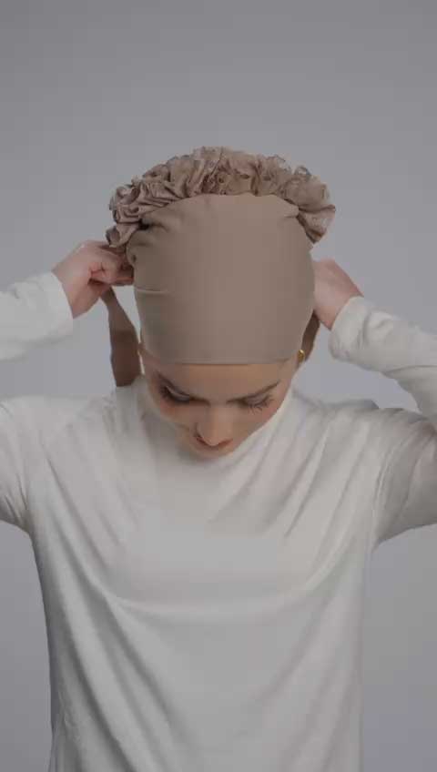 Turlu Fabric Bonnet – Secure, Flexible Fit